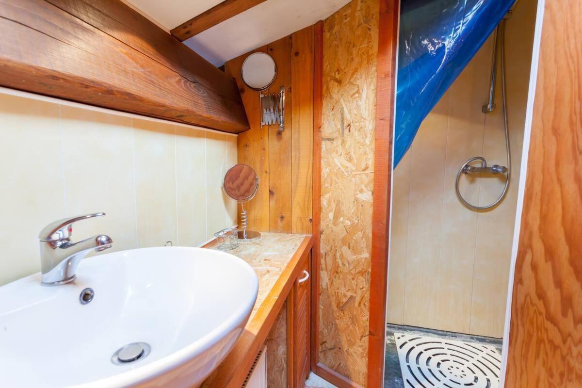 Gites Des Esselards Yzeron Ngoại thất bức ảnh